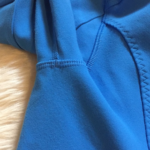 Lululemon Zip Up Jacket Blue Moon EUC 6 - Picture 7 of 8